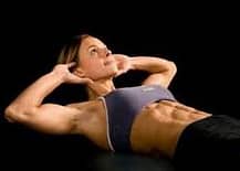 woman doing sits up